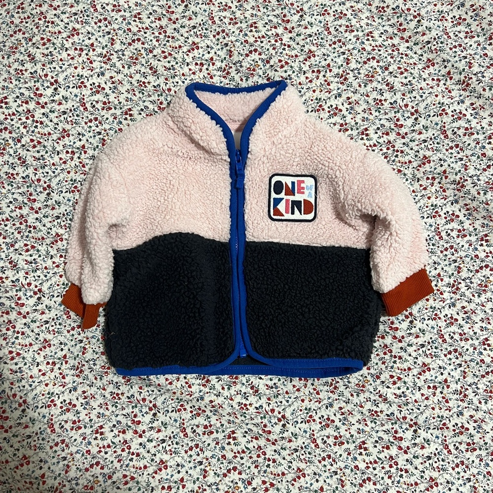 Nordstrom baby girl fleece pullover 3-6 mo, EUC
